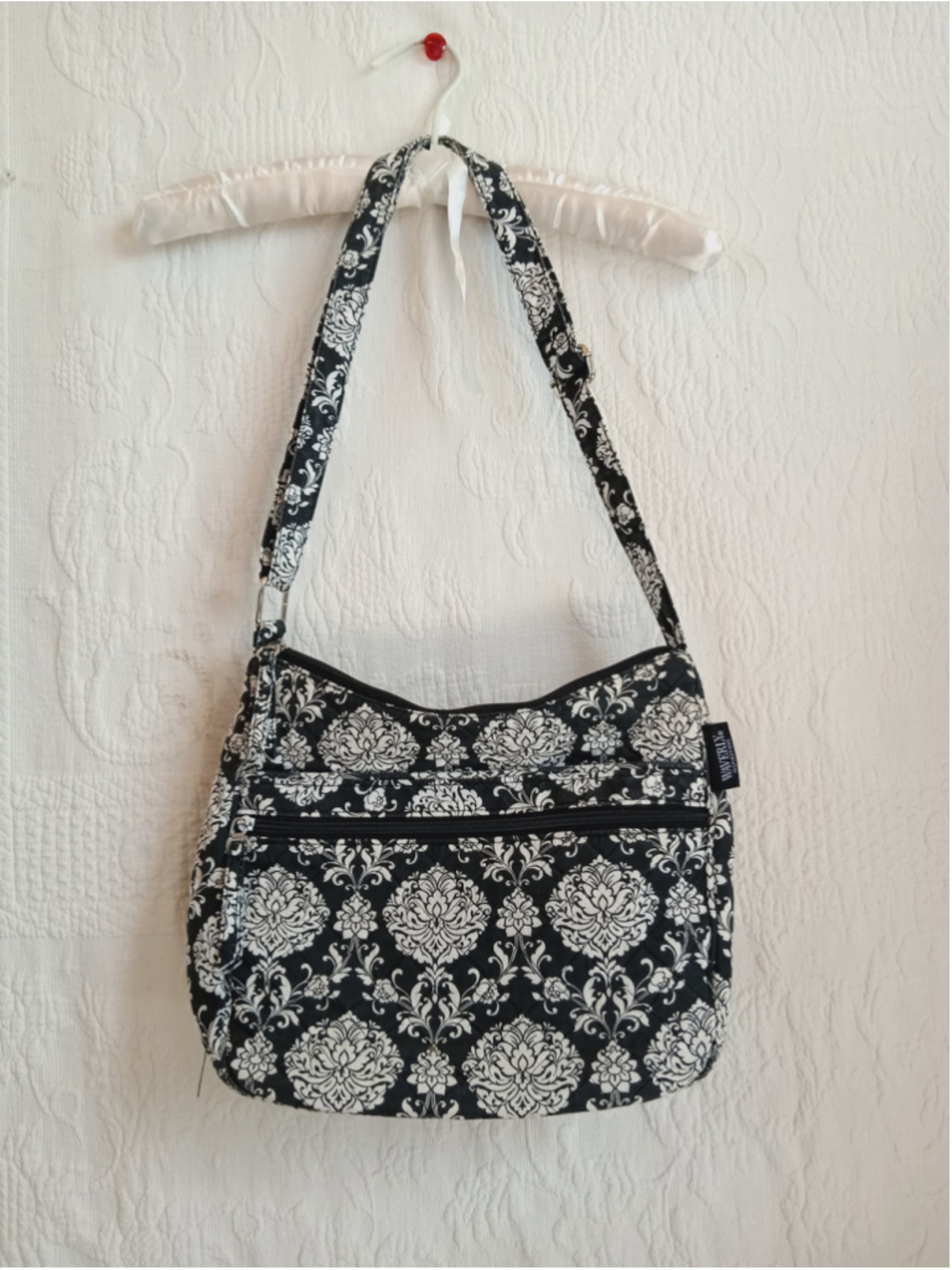 Waverly black white damask quilted crossbody bag cute soft travel purse floral - Picture 8 of 9